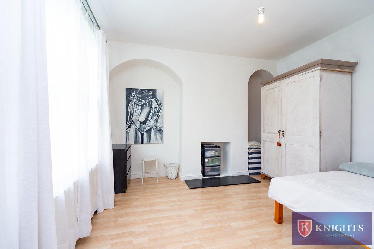 Property Image ade89334-6c5c-43b2-84fa-5dc1d9fc163d