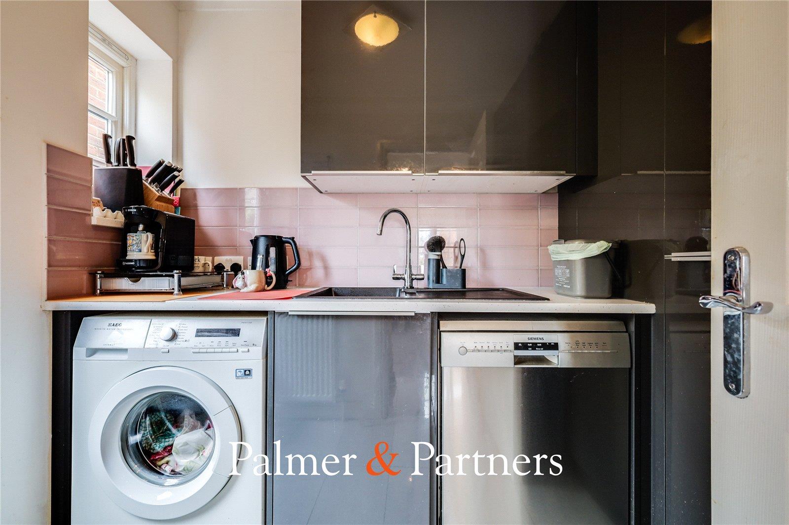 Property Image adf67a52-9b1b-48d9-b5e1-513c0e482b3b