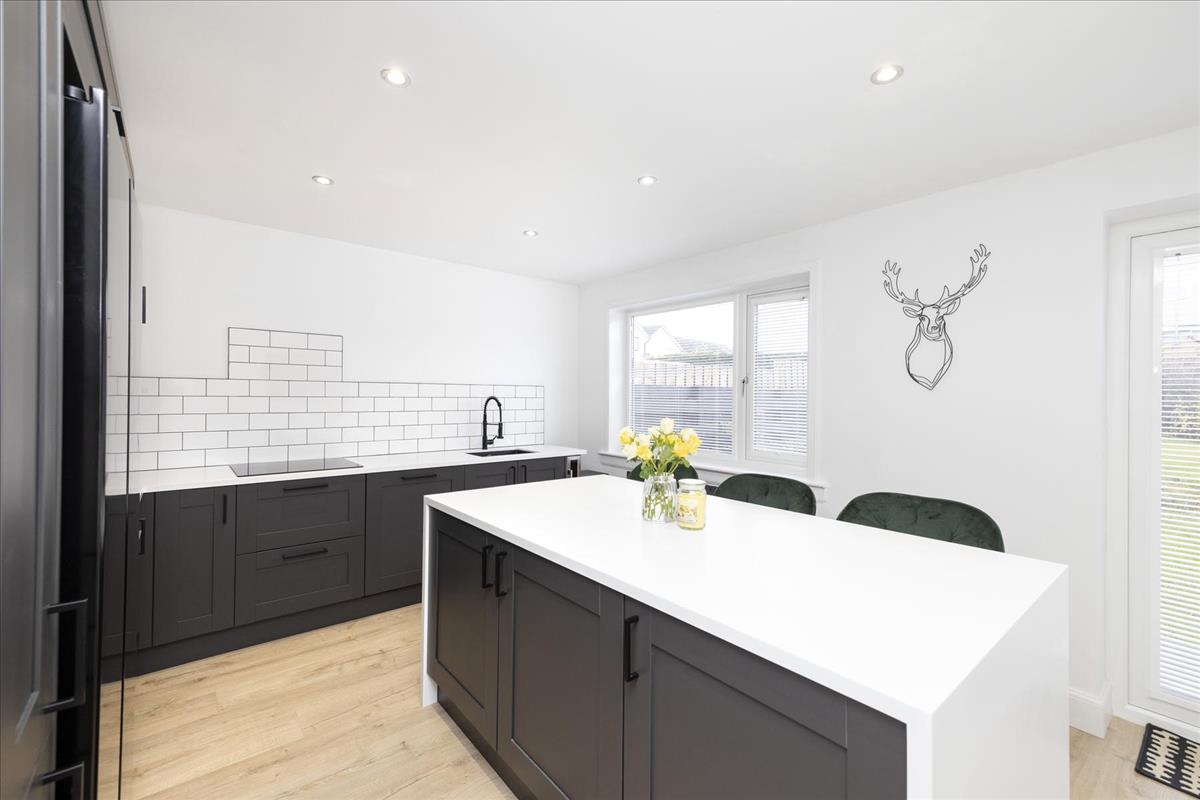Property Image adf72ab8-e846-4147-9e40-8d4c1fa65864