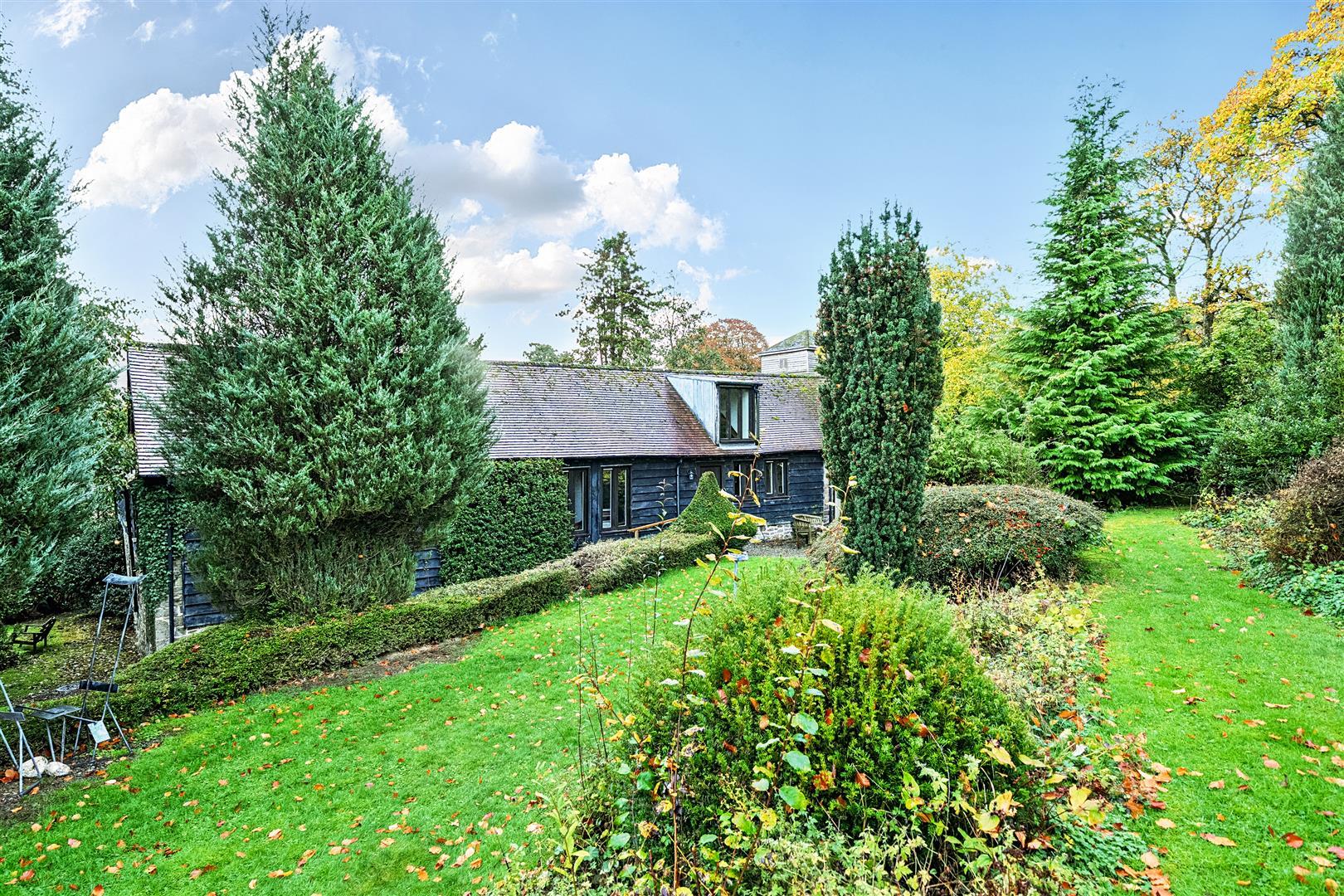 Property Image adff1ba3-6892-4e0e-9e90-451cd3e6d1ae