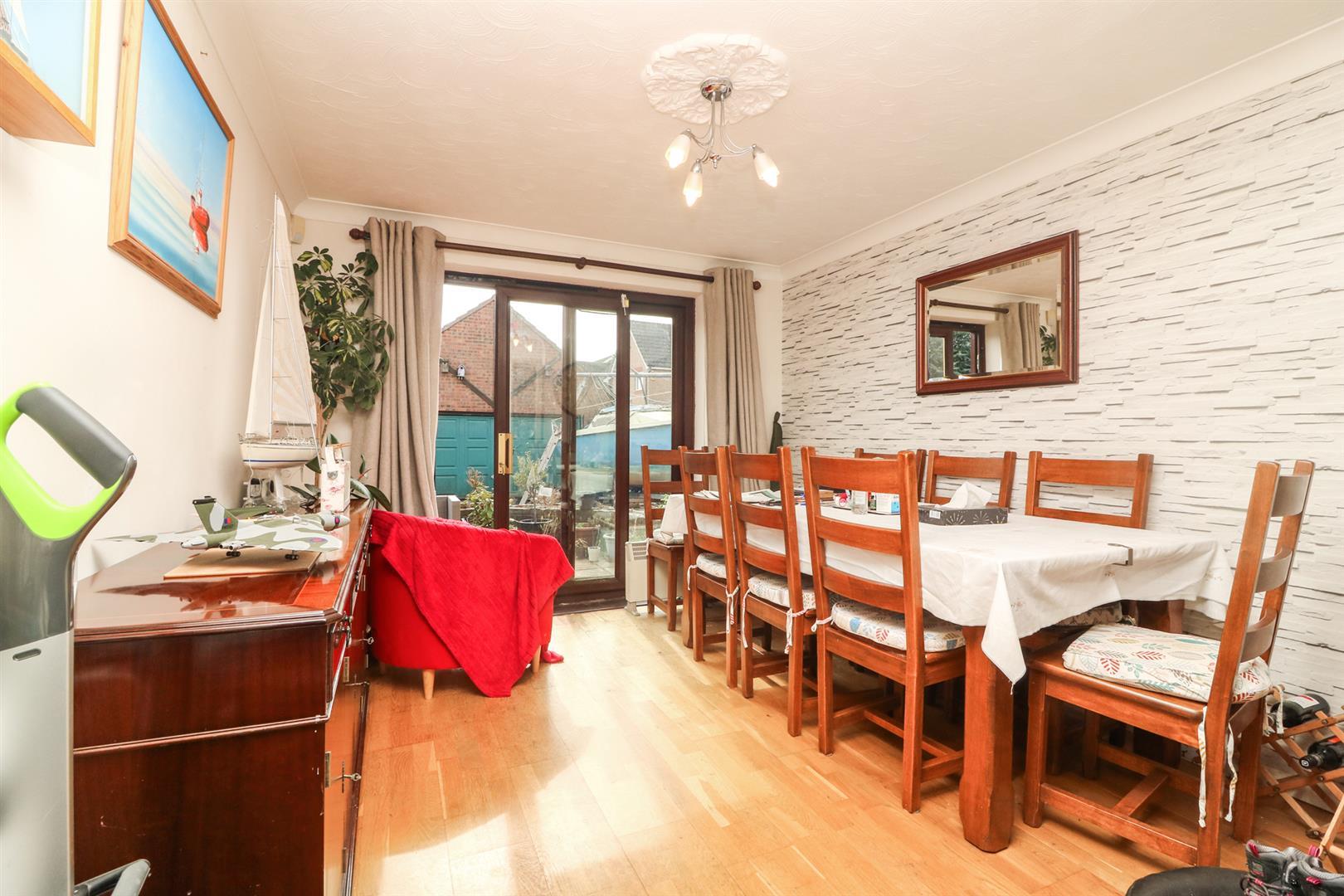 Property Image ae08de00-7997-4b31-966a-fd6584b8efae