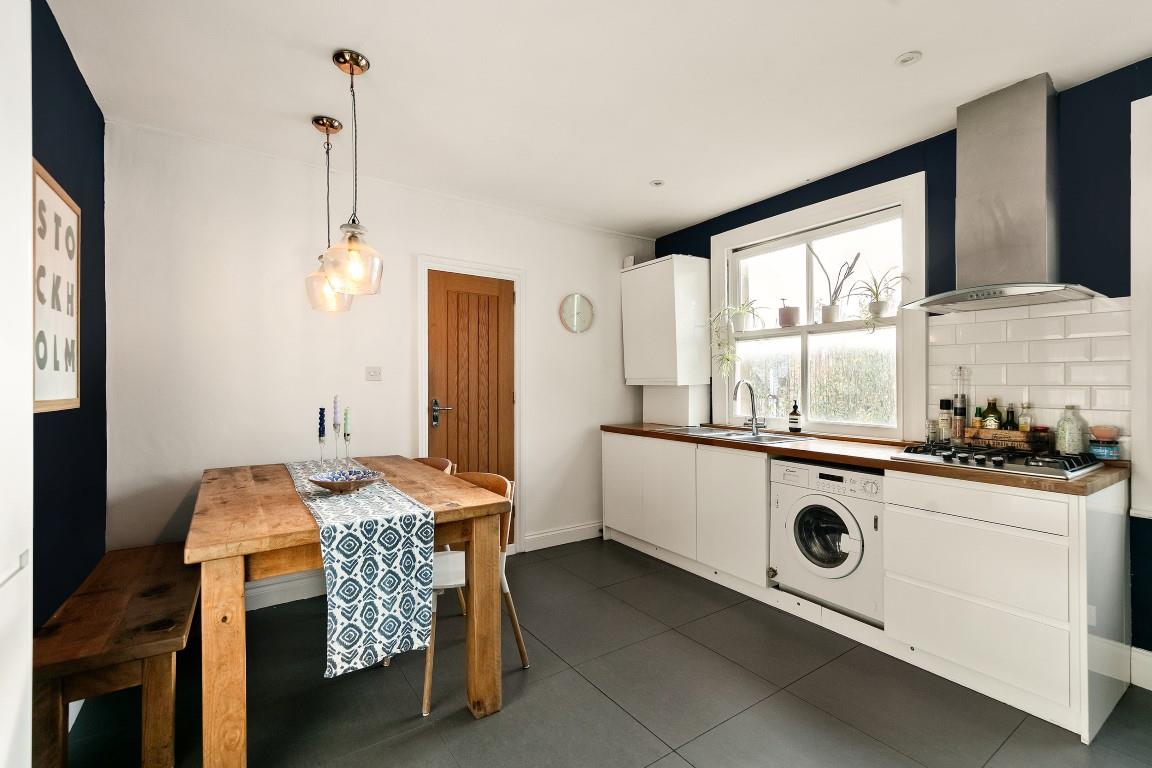 Property Image ae11c9e1-9ec4-4f6f-a3d9-fda43f913db6