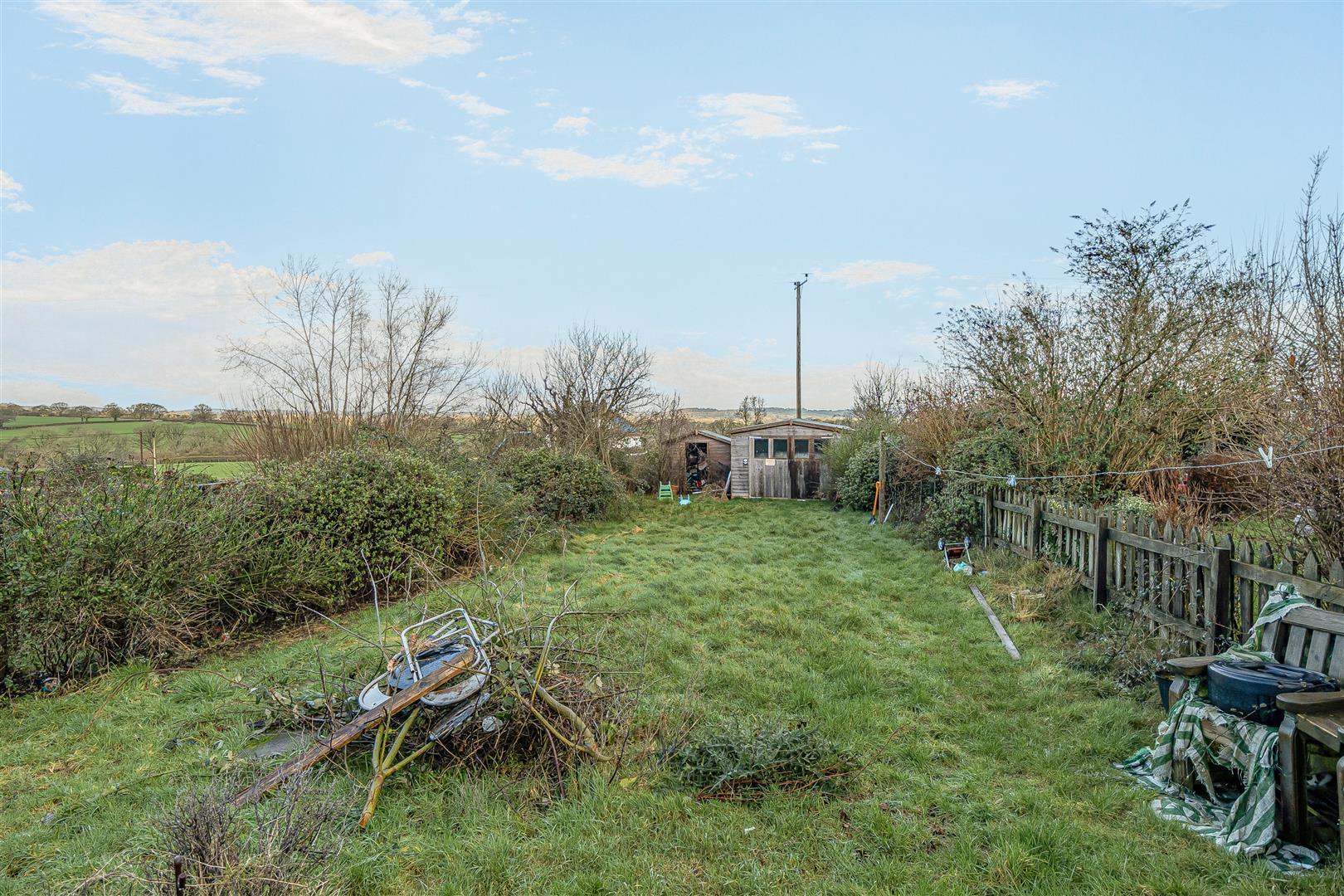 Property Image ae1213c5-295e-4181-b3f7-73f4021f584d