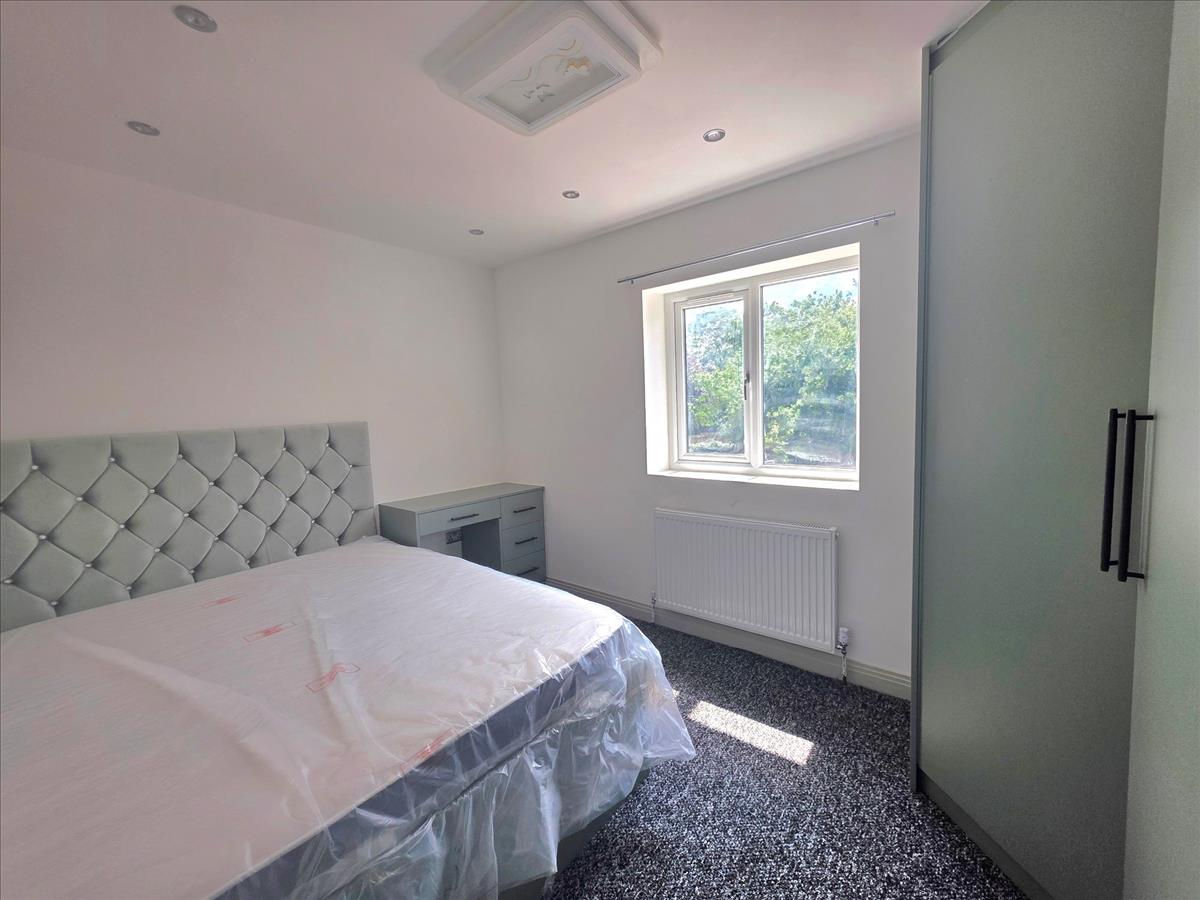 Property Image ae328d9e-c670-4f36-8041-909ccf0a2d7b