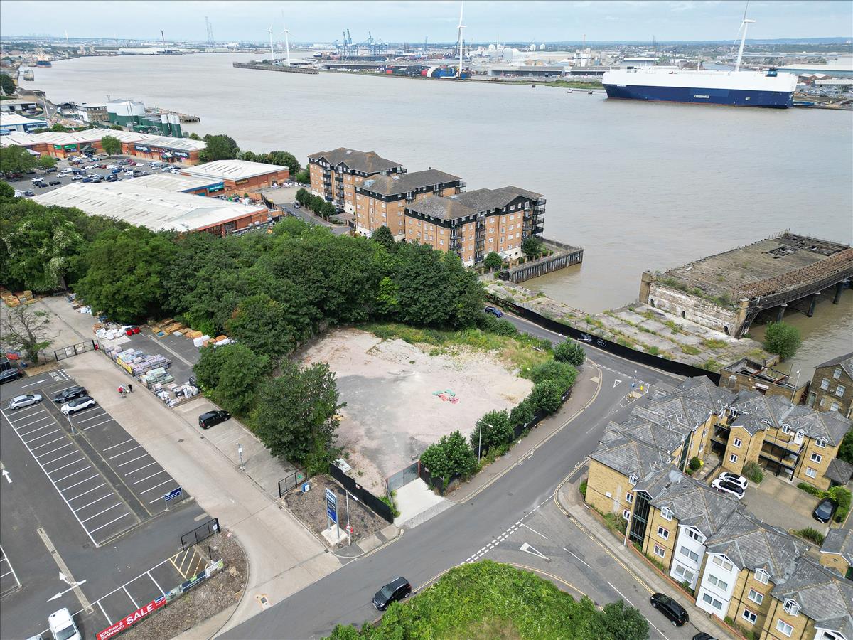 Property Image ae35df30-7aad-4b11-91e2-1f01b6865134
