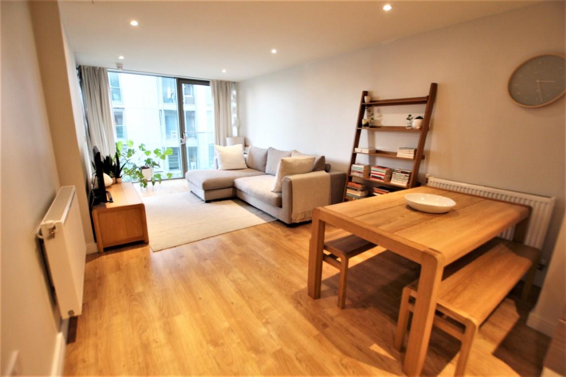Property Image ae36701c-43c2-434e-9553-a42584570903