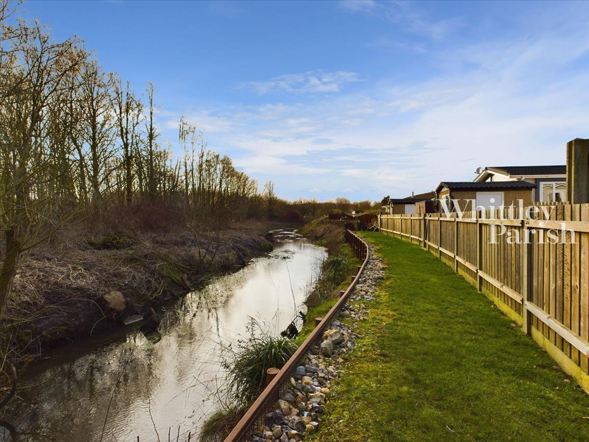 Property Image ae497f22-e82e-49ed-9d18-a735a58d6c93