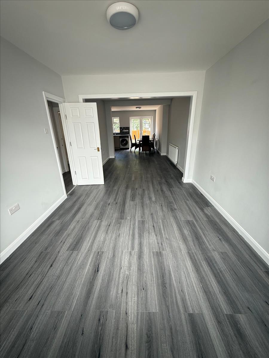 Property Image ae4cf1aa-7d93-4071-8108-aa0146617353