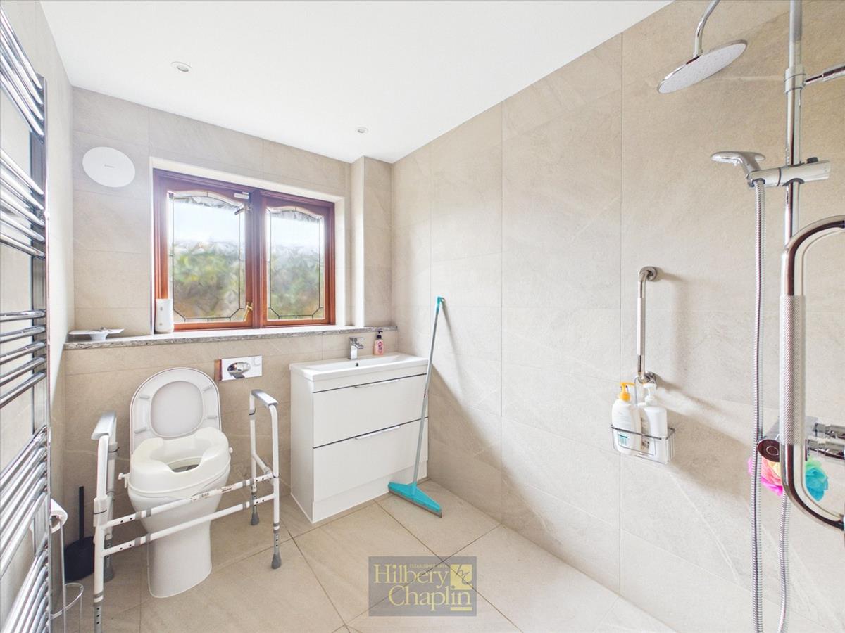 Property Image ae518864-7c7f-492d-b69b-fb609e430ce7