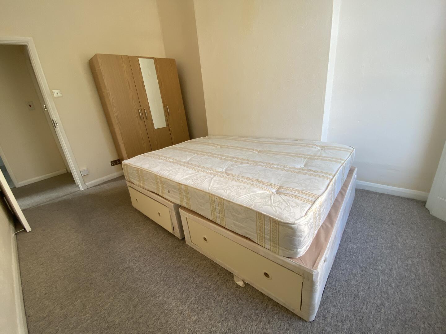 Property Image ae5347eb-5cc5-41d8-9a21-a2fe94ff3dfa