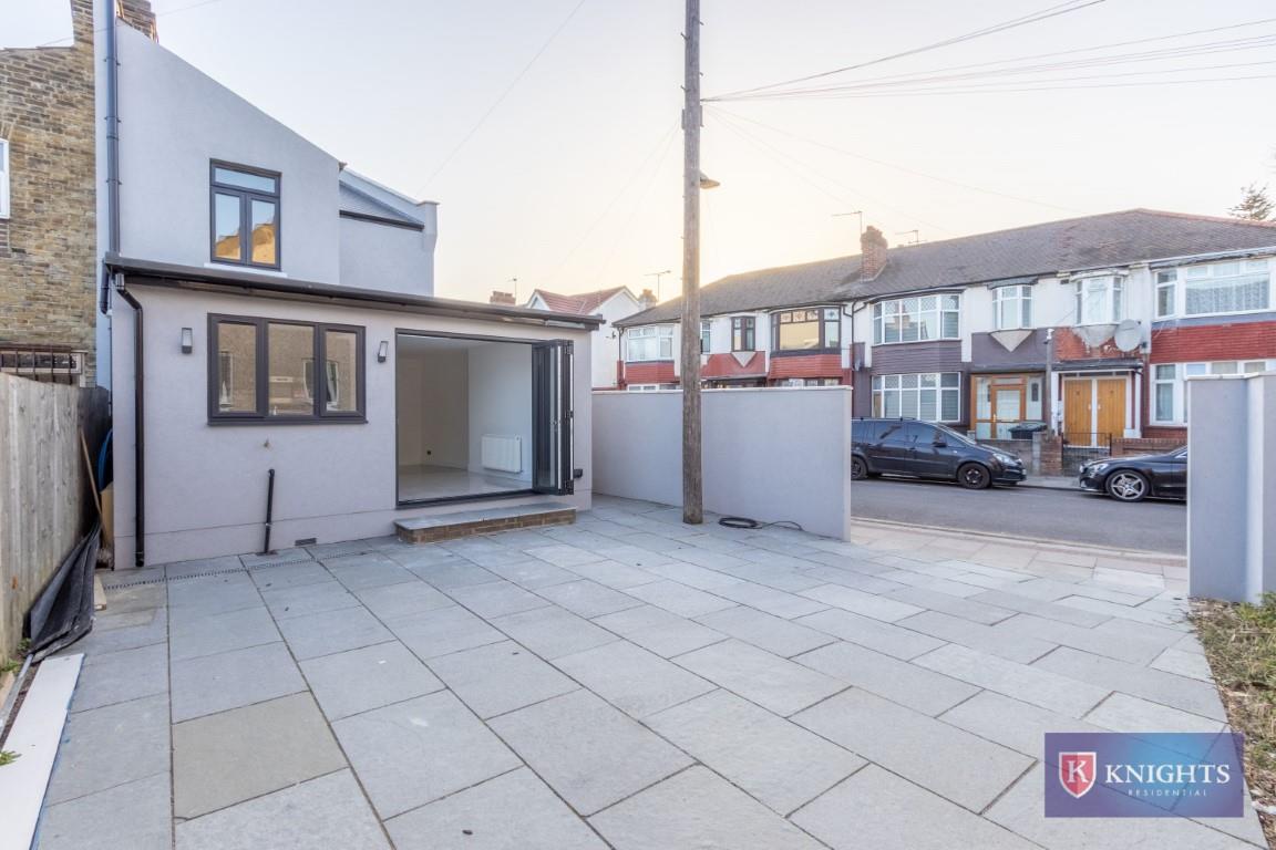 Property Image ae5c90f3-08d8-4df0-8f1d-95313bfed86a
