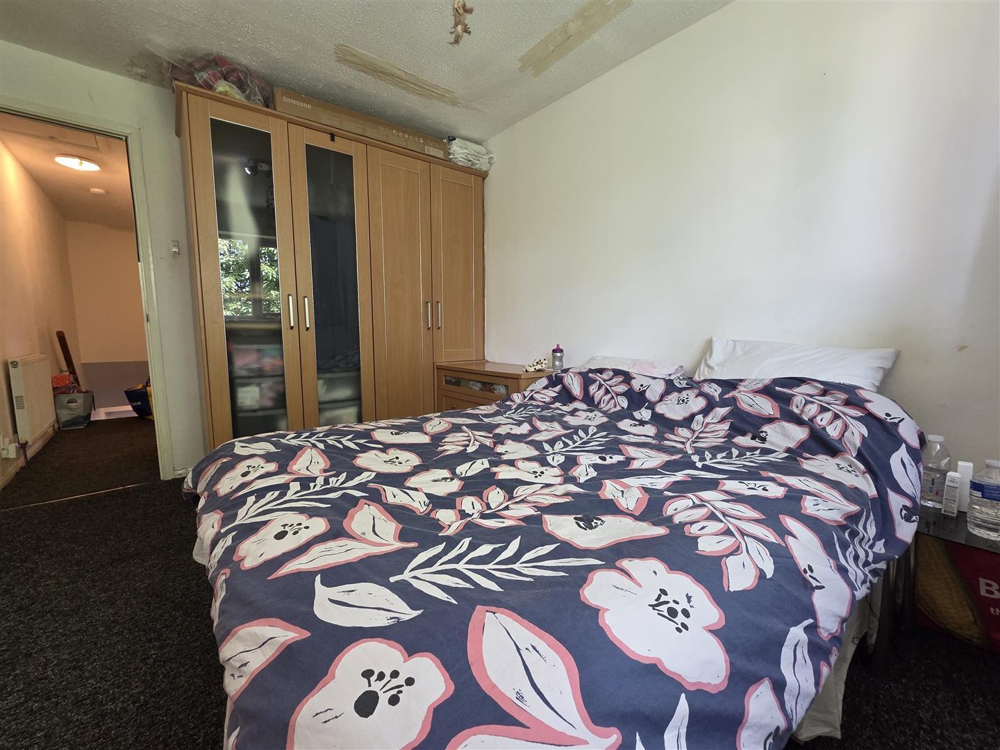 Property Image ae718848-446f-422b-9b72-c99ae86ae10d