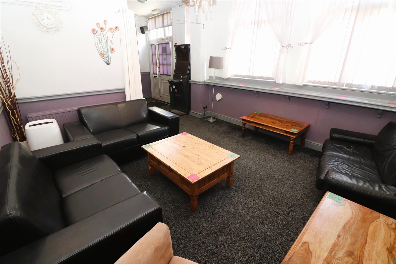 Property Image ae806fb2-bbf5-40b0-a0a5-a97020cf957c
