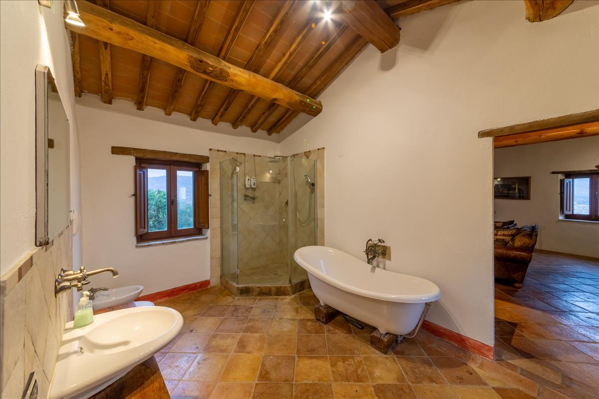 Property Image ae94973c-398d-4817-bd7b-b40af222978d