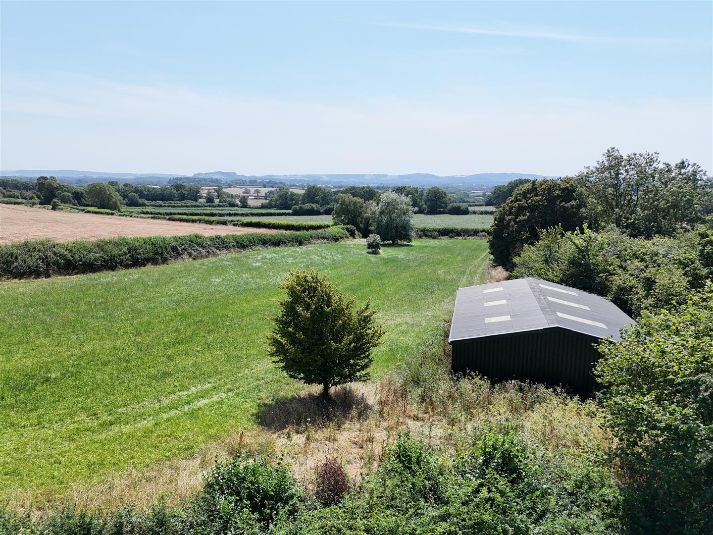 Property Image aea5a3a5-f04c-47e9-ad7e-ac12f007b91f