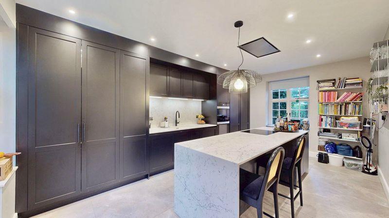 Property Image aeaffafe-9d73-4a3e-aaed-39398e238569