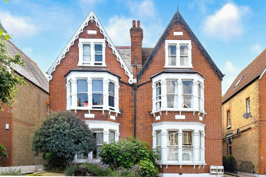 Property Image aebe92b8-3a78-461e-8703-f3d543e3a47a