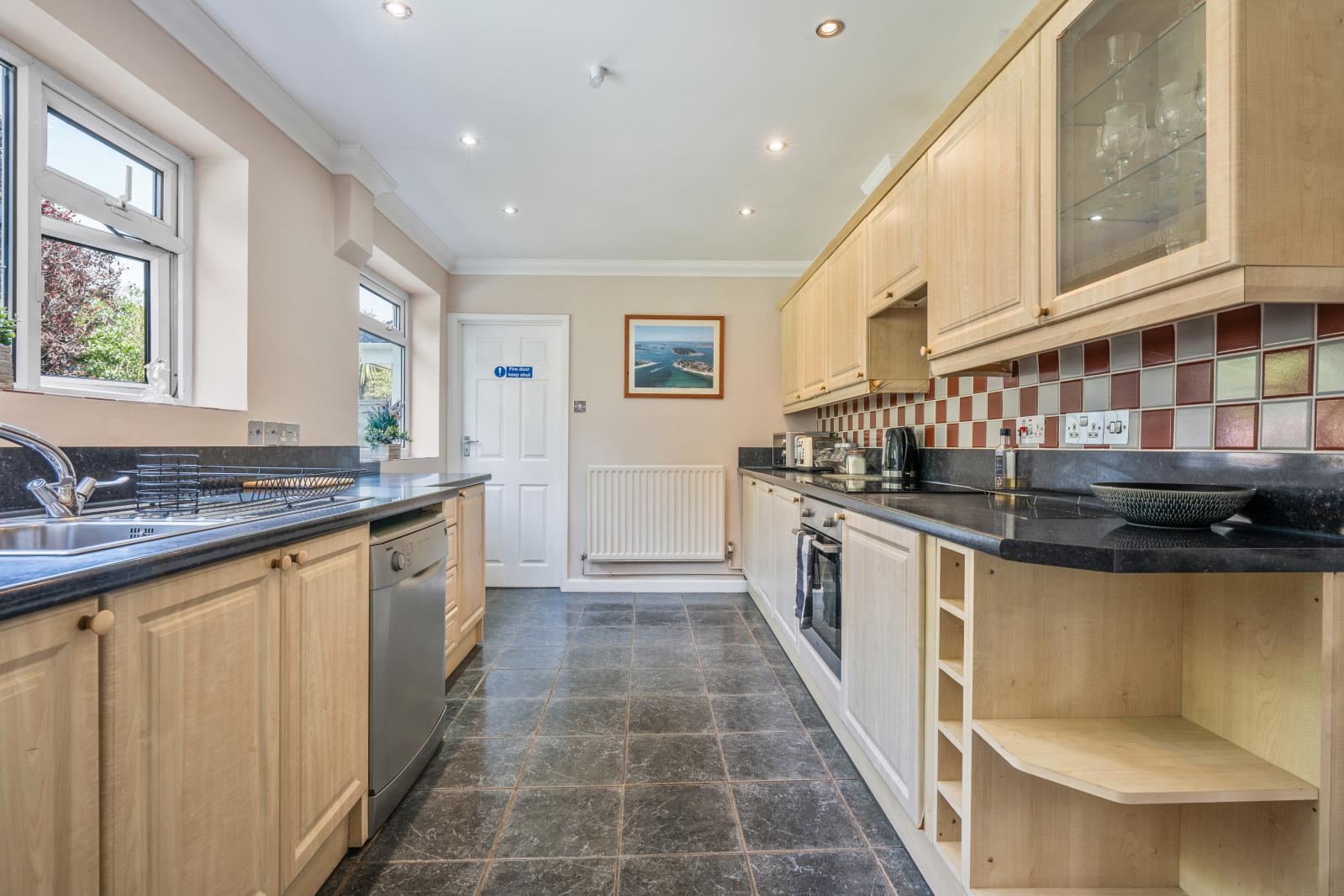 Property Image aebeeab9-d28e-442f-9d8a-6cf6e4cab5c4