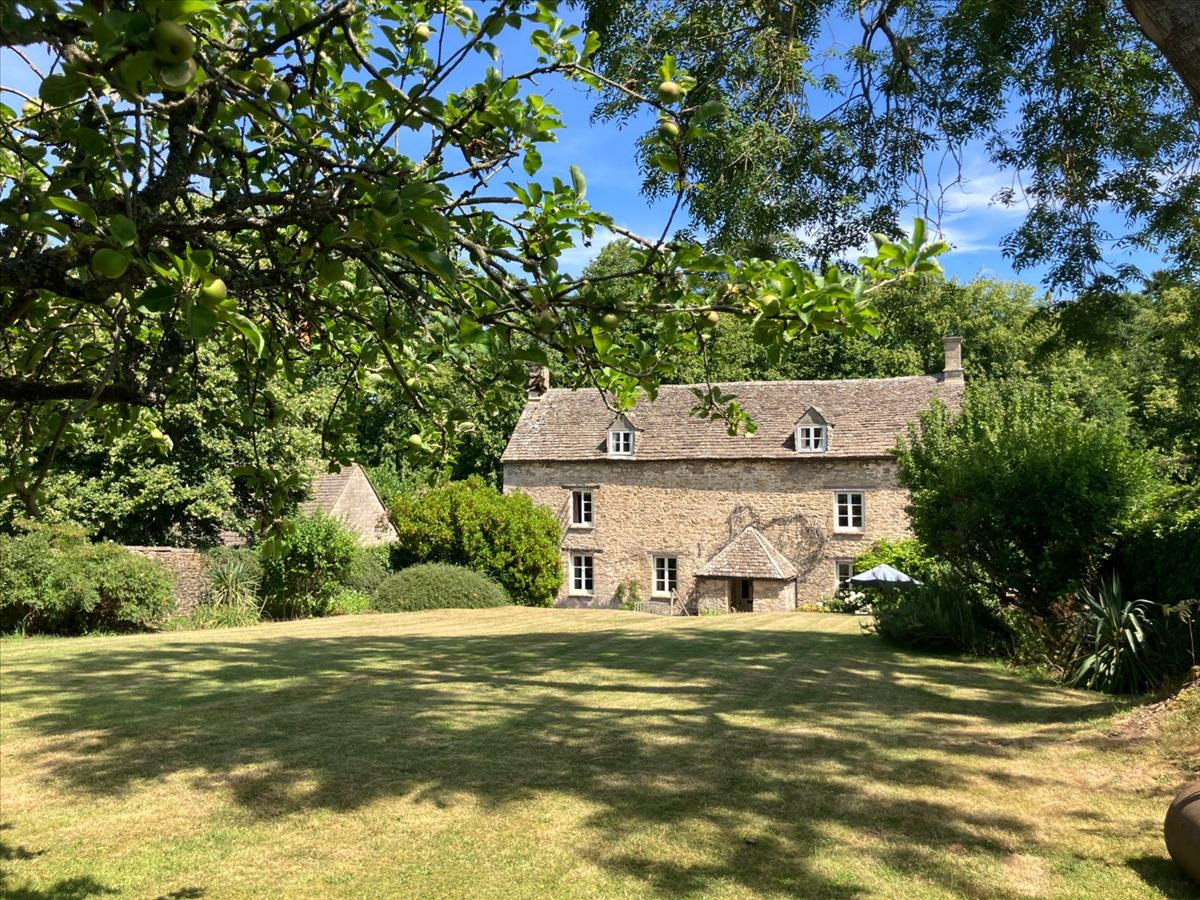 Property Image aed36046-200f-4fc4-b70b-1b31f7000a8c