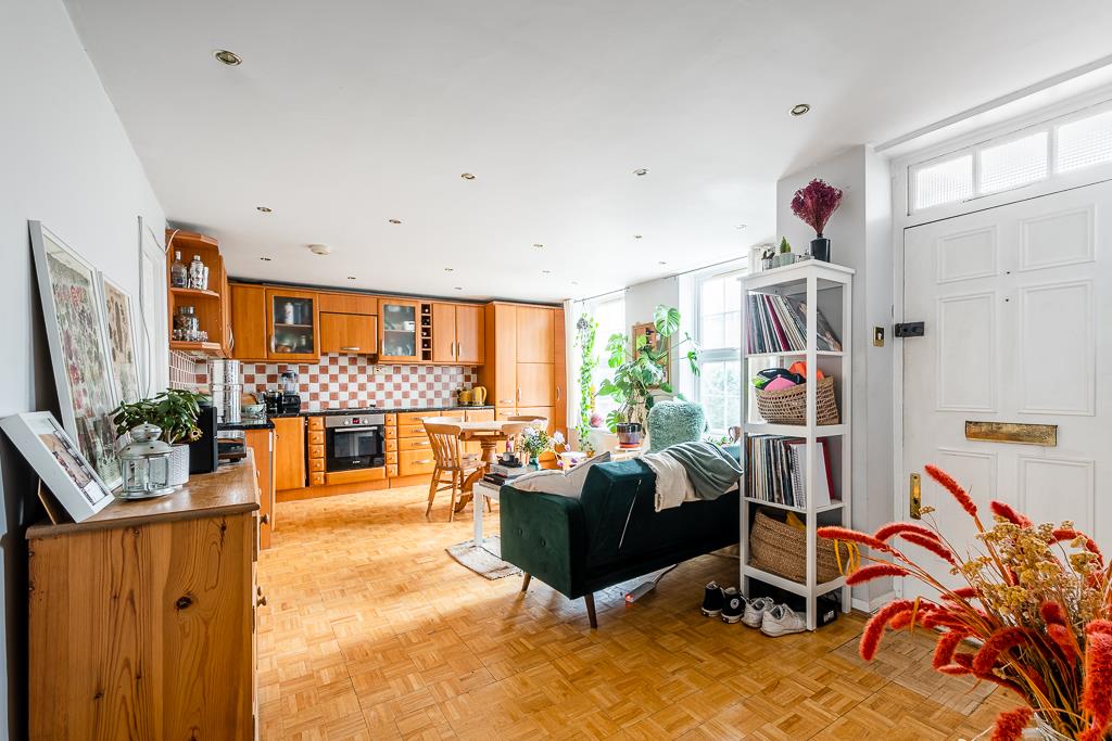 Property Image aedda12a-36c5-44bd-b8aa-e80ba31a2474