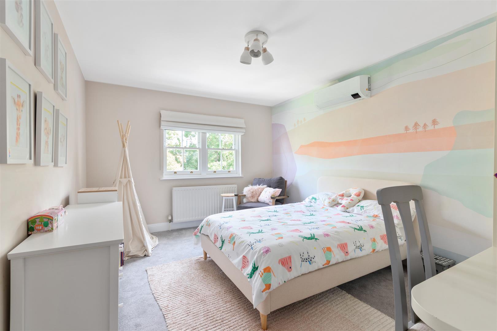 Property Image aeeb9e3d-0a54-4586-8a86-6643c497c69e