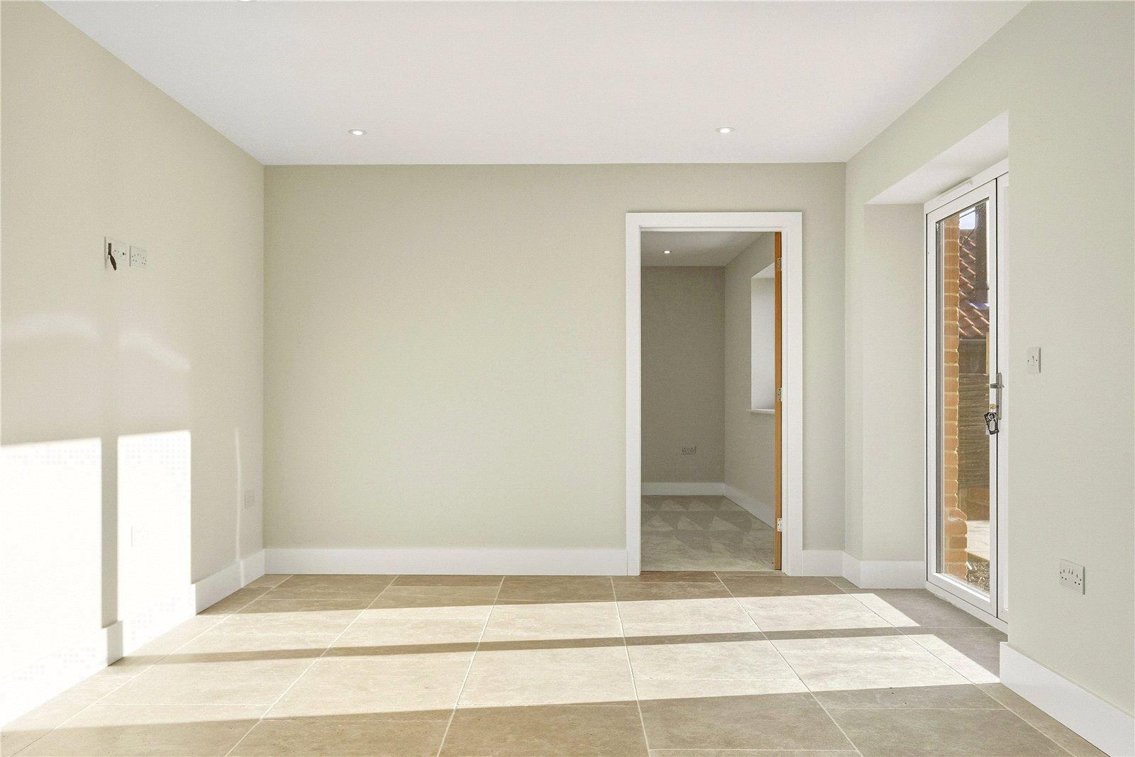 Property Image aeed6248-b617-461b-8dce-80853dc64c13