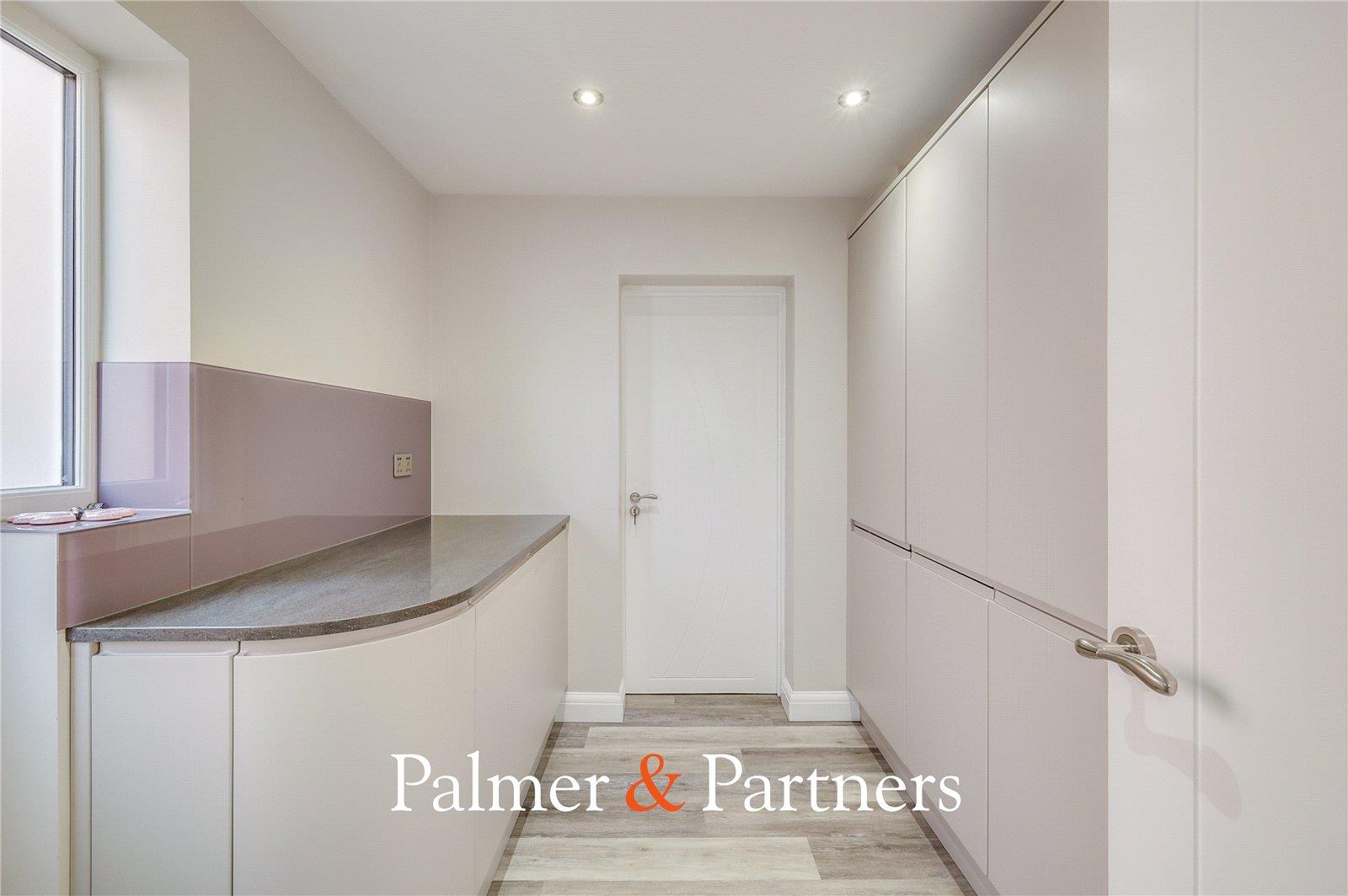 Property Image af1e53a2-e6ef-4859-a451-21578993bd92