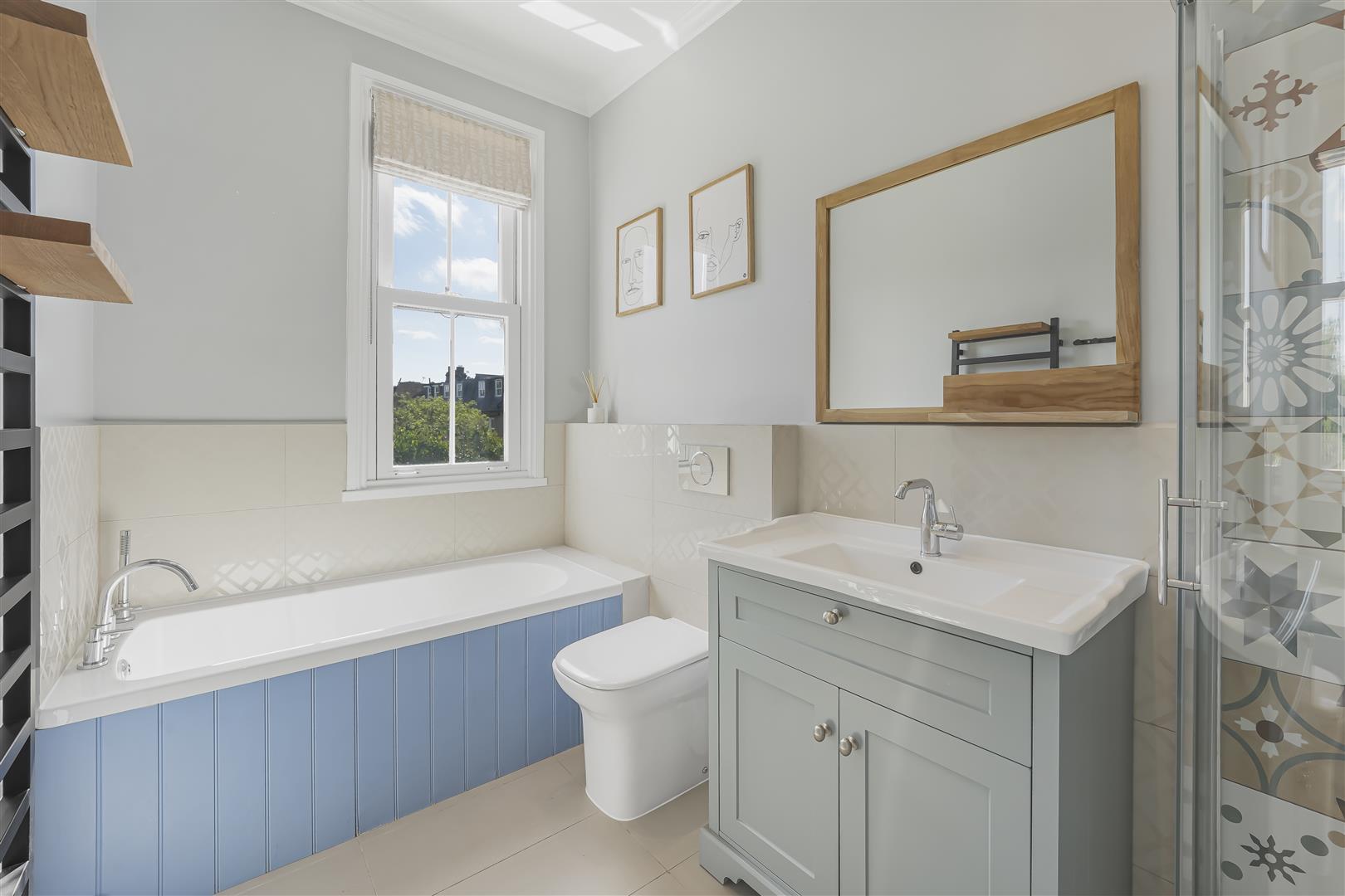 Property Image af3507d8-b5b9-4d3d-87dc-4f542f8d44c0