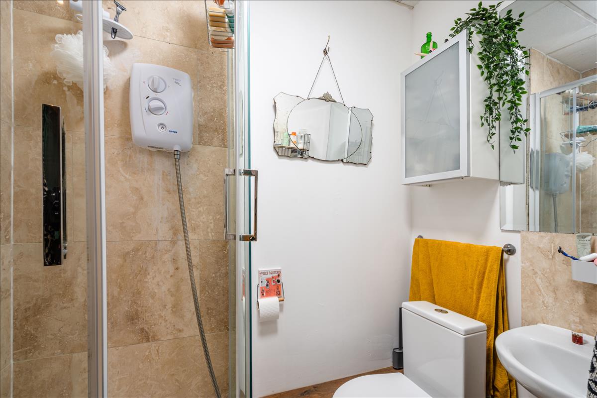 Property Image af44b563-0214-452e-aa71-4dcd058138f2