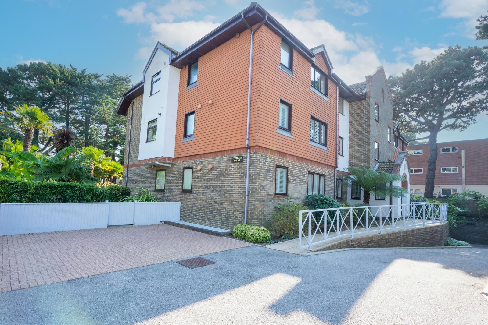 Property Image af4d0638-1939-46be-aa7c-8497ae16ea18