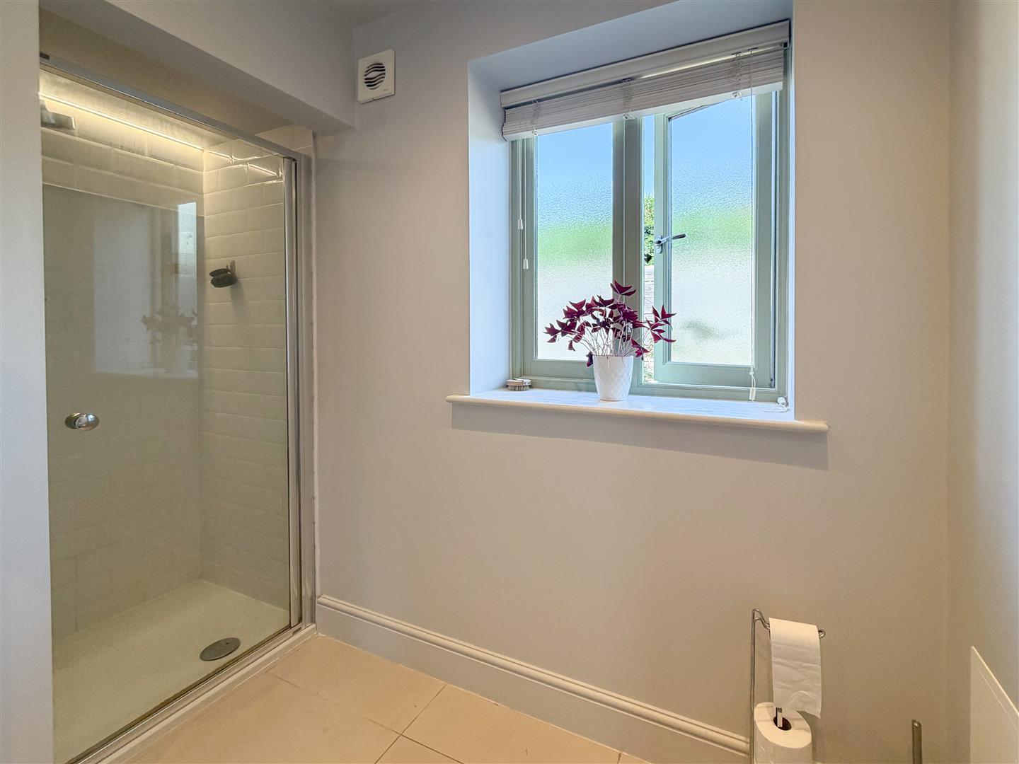 Property Image af4fe692-651d-4396-8636-18244bef6915