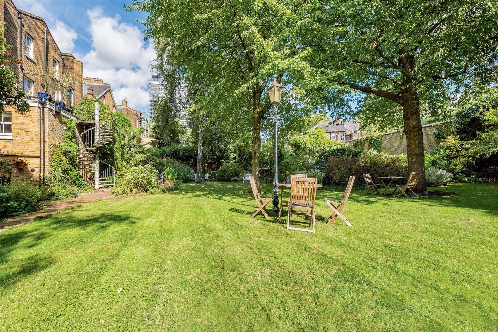 Property Image af529746-9887-48a9-b2b3-868c3e8efa02