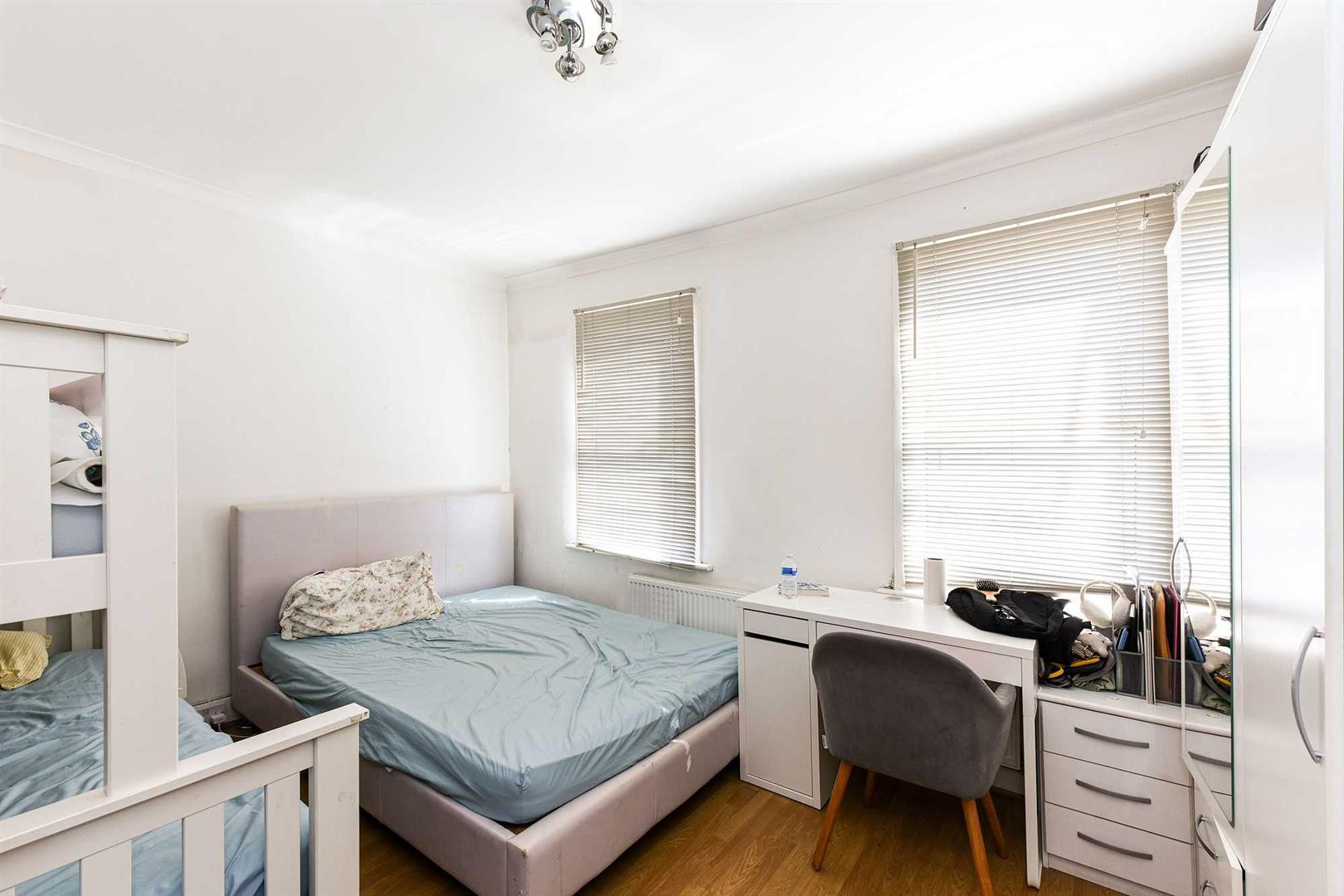 Property Image af695d19-489a-48f5-b3d0-d48cebaf9bcc