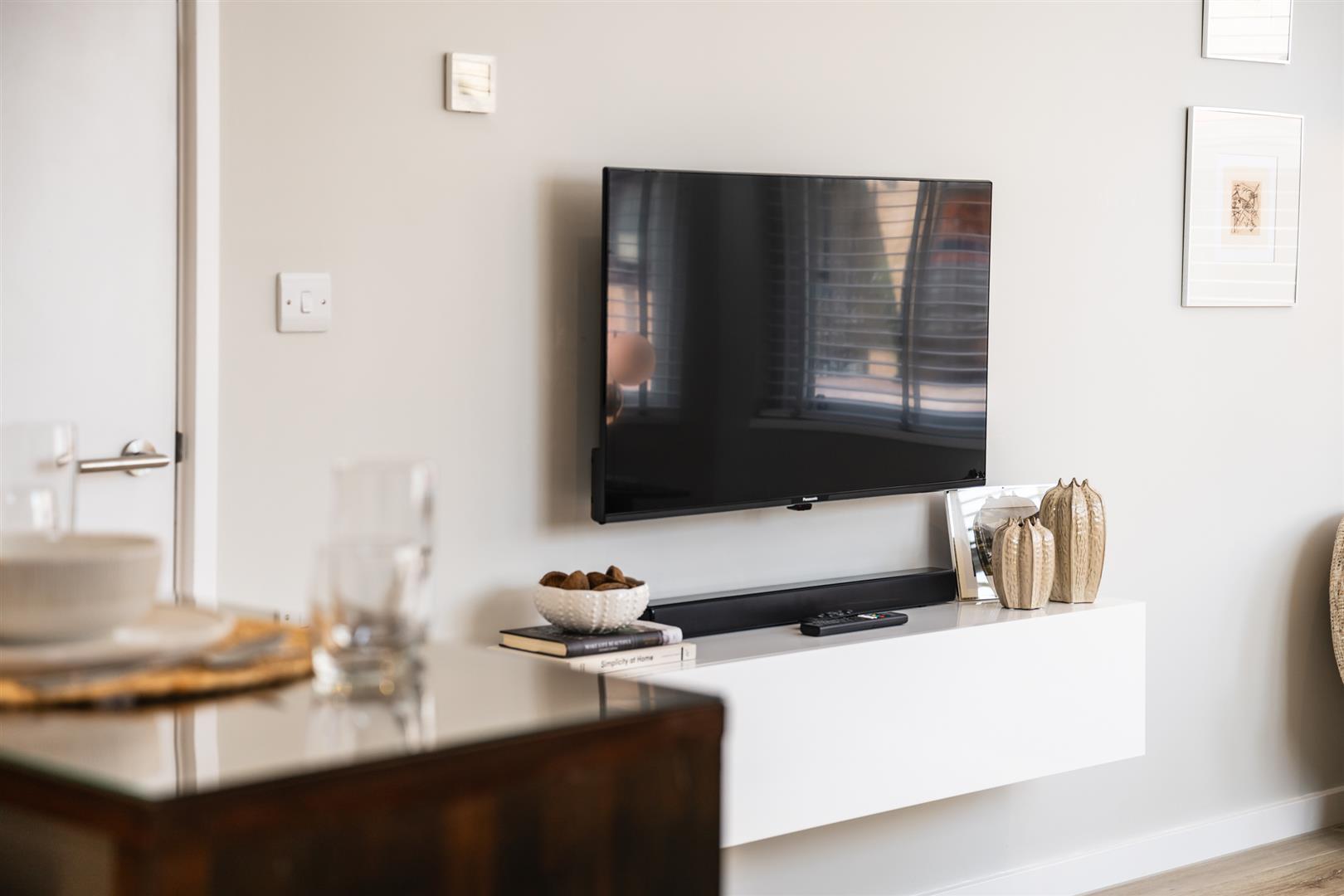 Property Image af7ddd96-d758-43bd-8297-f6746ce702e1
