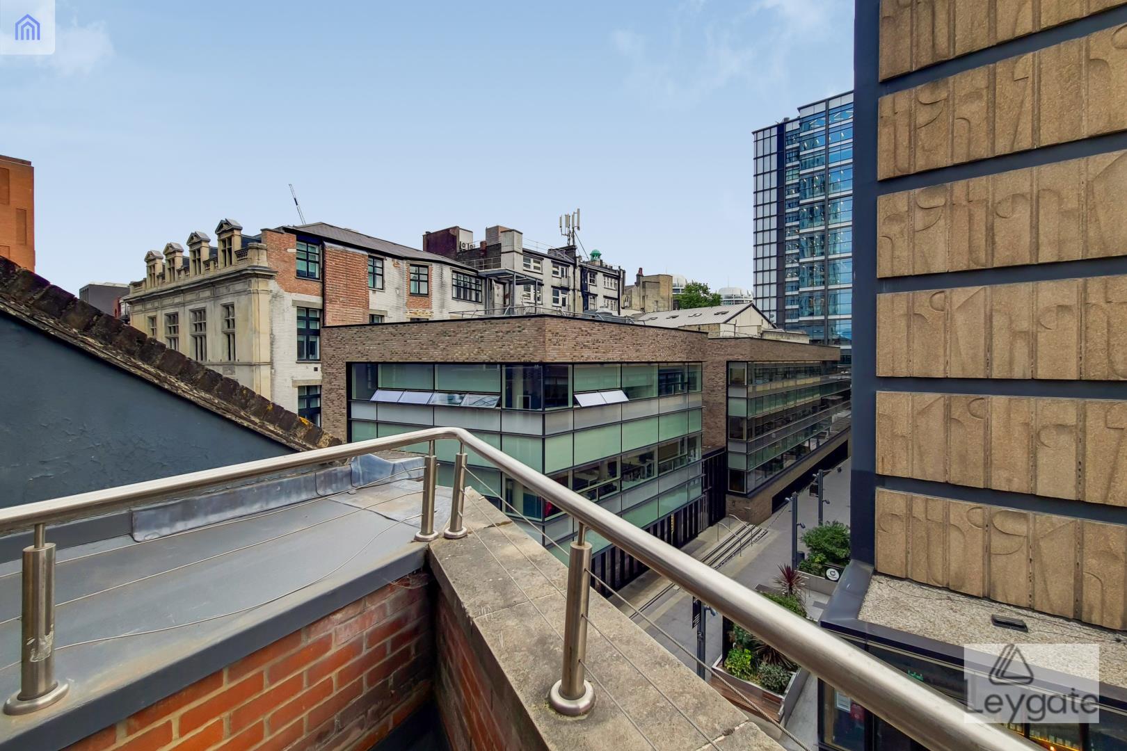 Property Image af7ffd11-b09e-419b-b9ca-64a634e2a18b