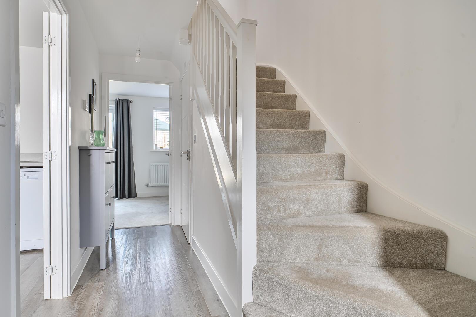 Property Image af9687e0-8ed8-462b-a8b6-cdc6e20ecbfe