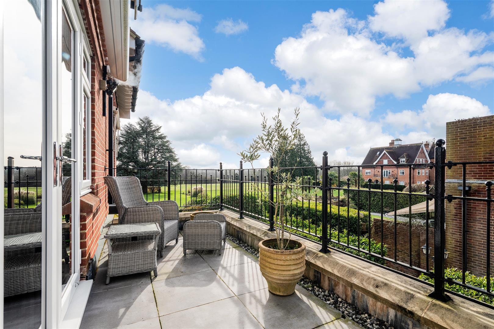 Property Image af9b03cc-1b06-4423-bf28-12ceec6cd582