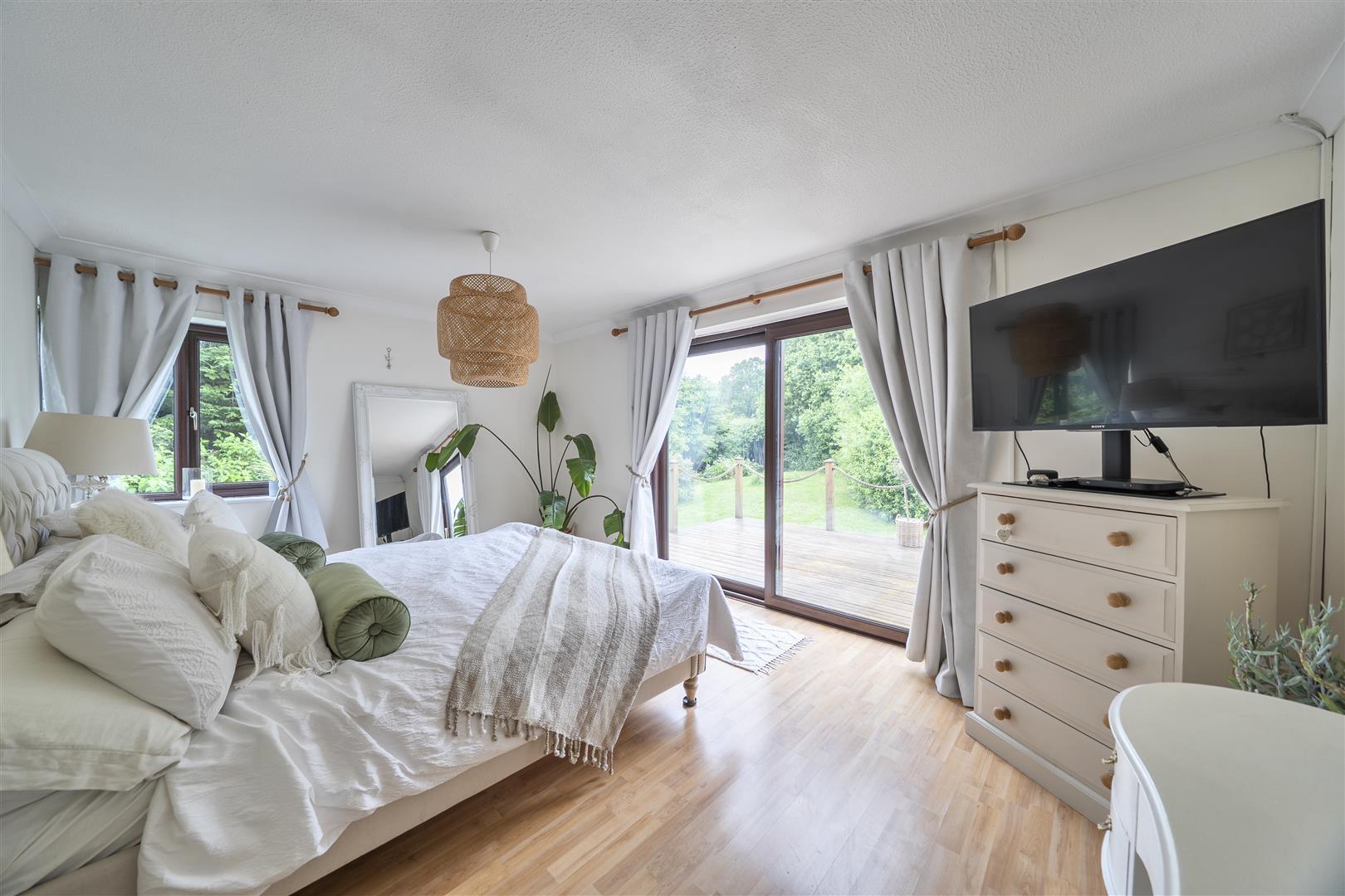 Property Image afa843ae-942c-4711-9e53-cd7c62c54c83