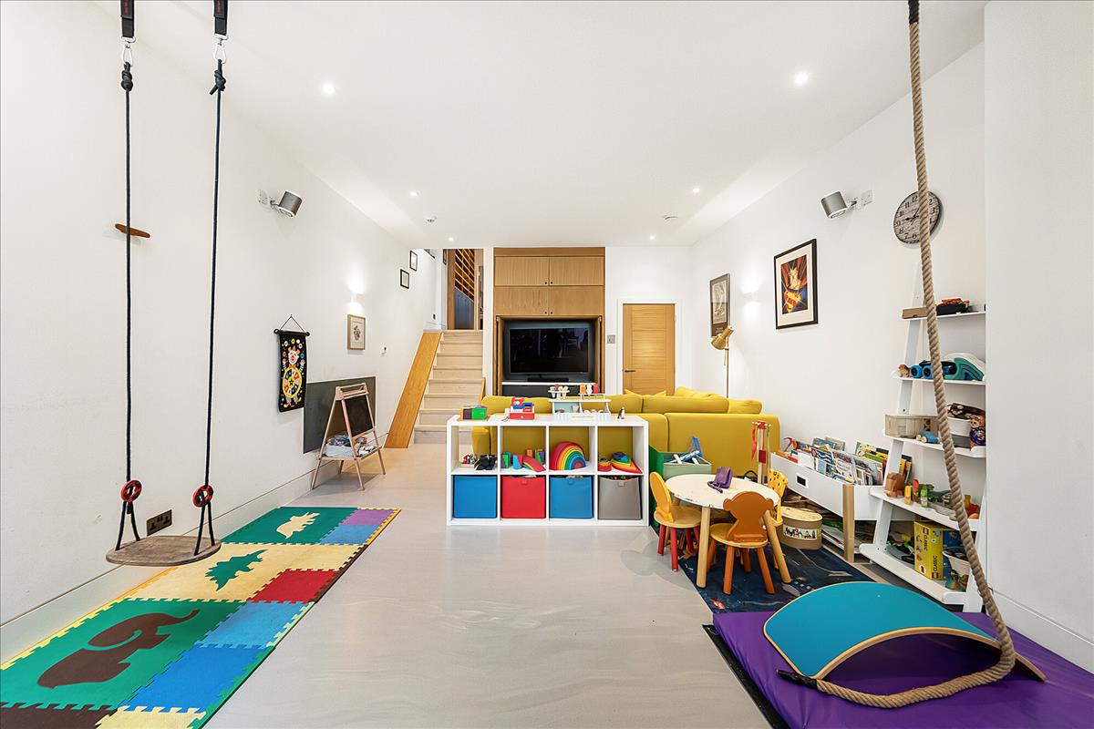 Property Image afbbdd1e-4d51-489a-907f-1e720d58ad08
