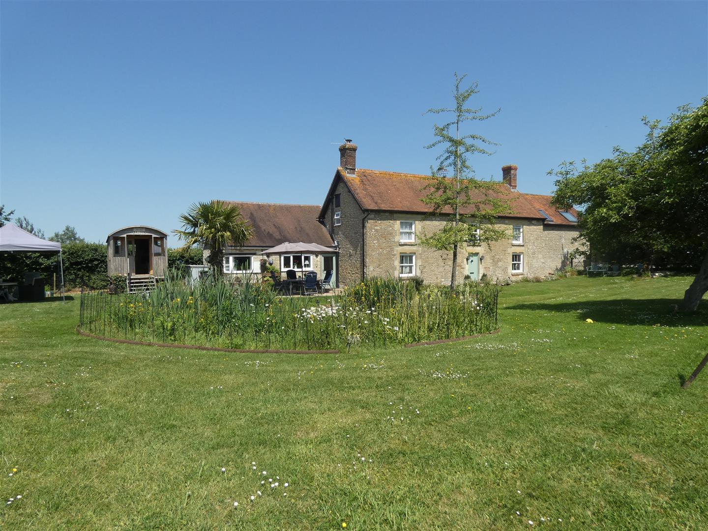 Property Image afbc4971-bed8-4518-a555-61666d127490