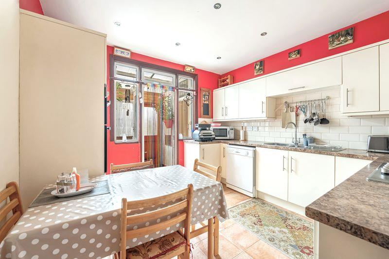 Property Image afc4b07a-77cd-4326-a696-19d589ef3cc9