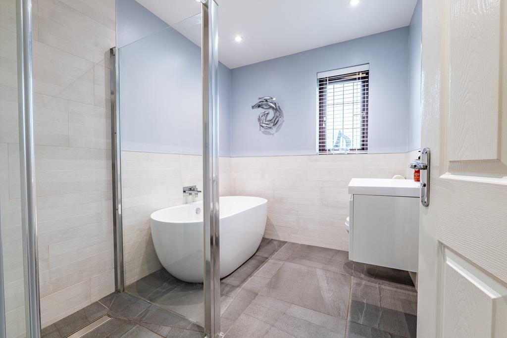 Property Image afcba8e4-e1da-419c-b0b7-6261bf2a68c2