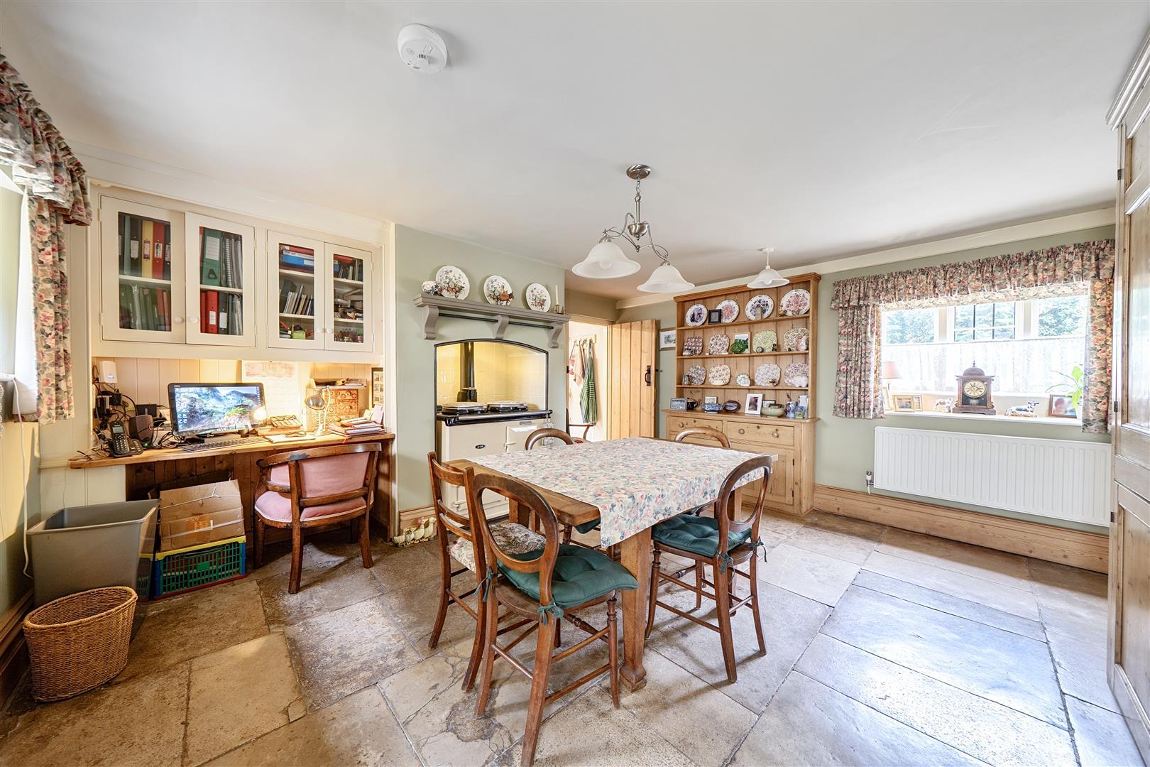 Property Image afdc4851-2556-40f3-afb8-1b5c884417d7