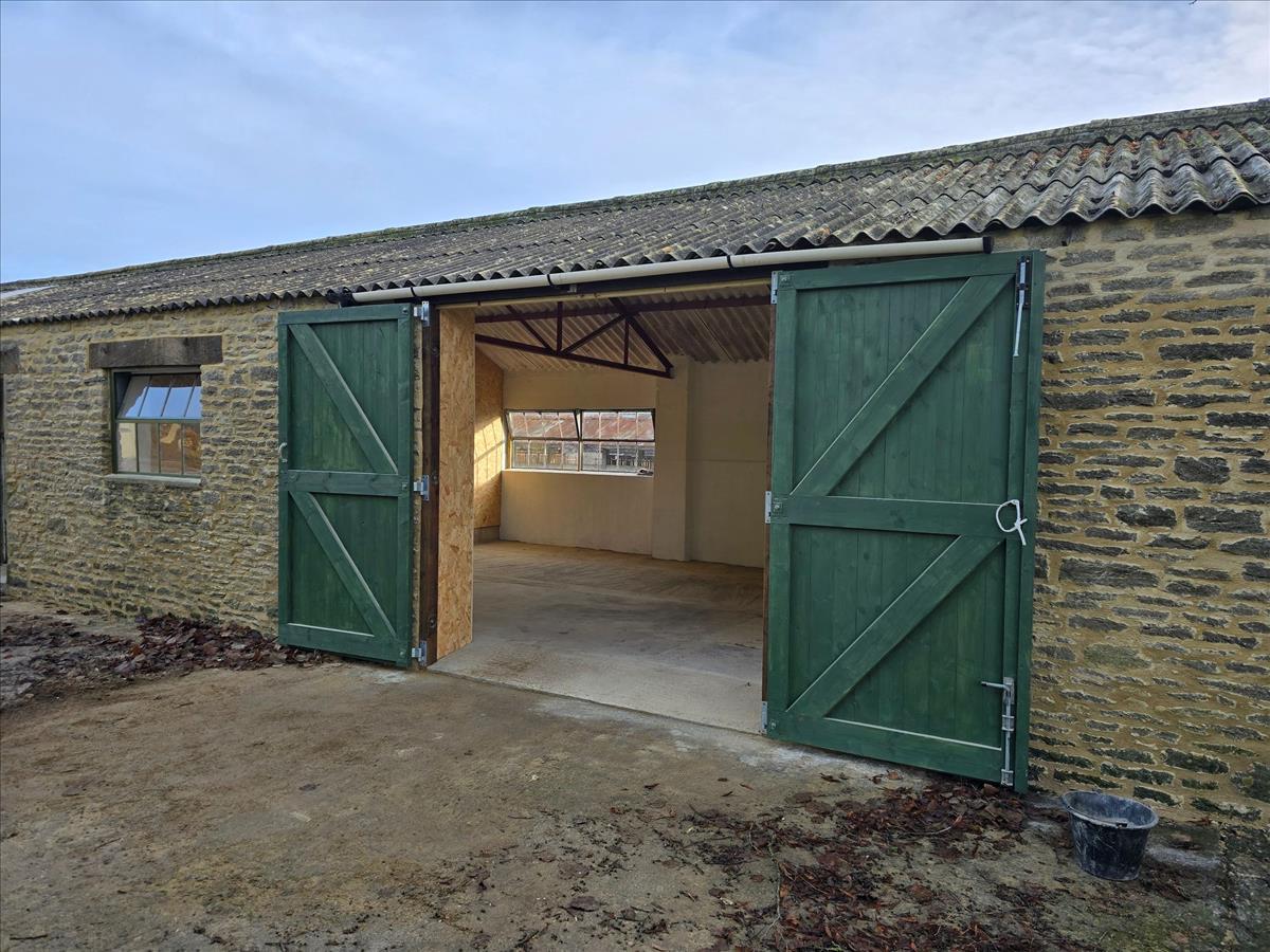 Property Image afe25f93-4977-4972-8dac-f7f4faa901ee