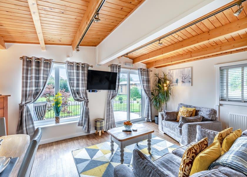 Property Image afee06ba-f383-4ddc-9e23-7a014f81540a