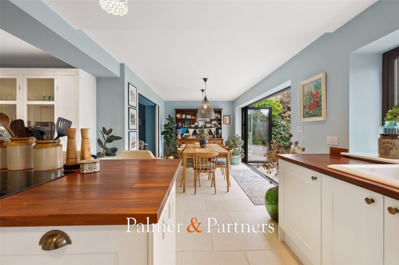 Property Image aff85152-5d6f-4518-95fa-91eda9425c0a