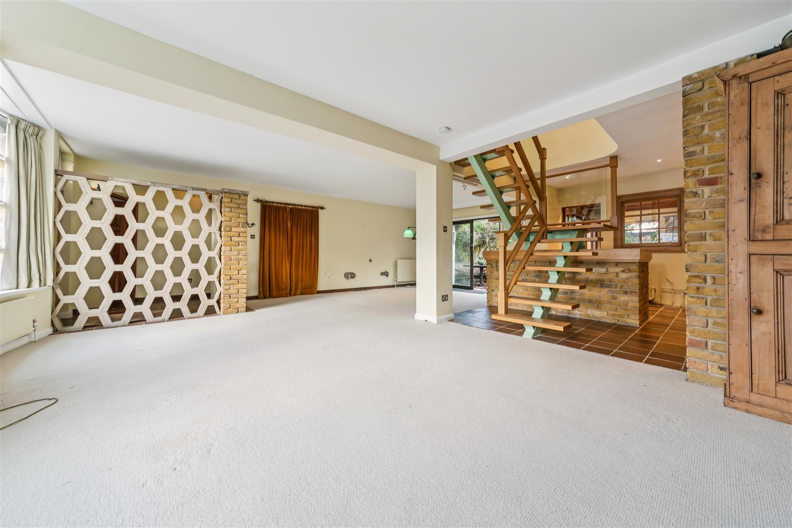 Property Image afff1713-3fd1-41a6-9161-f054112df010