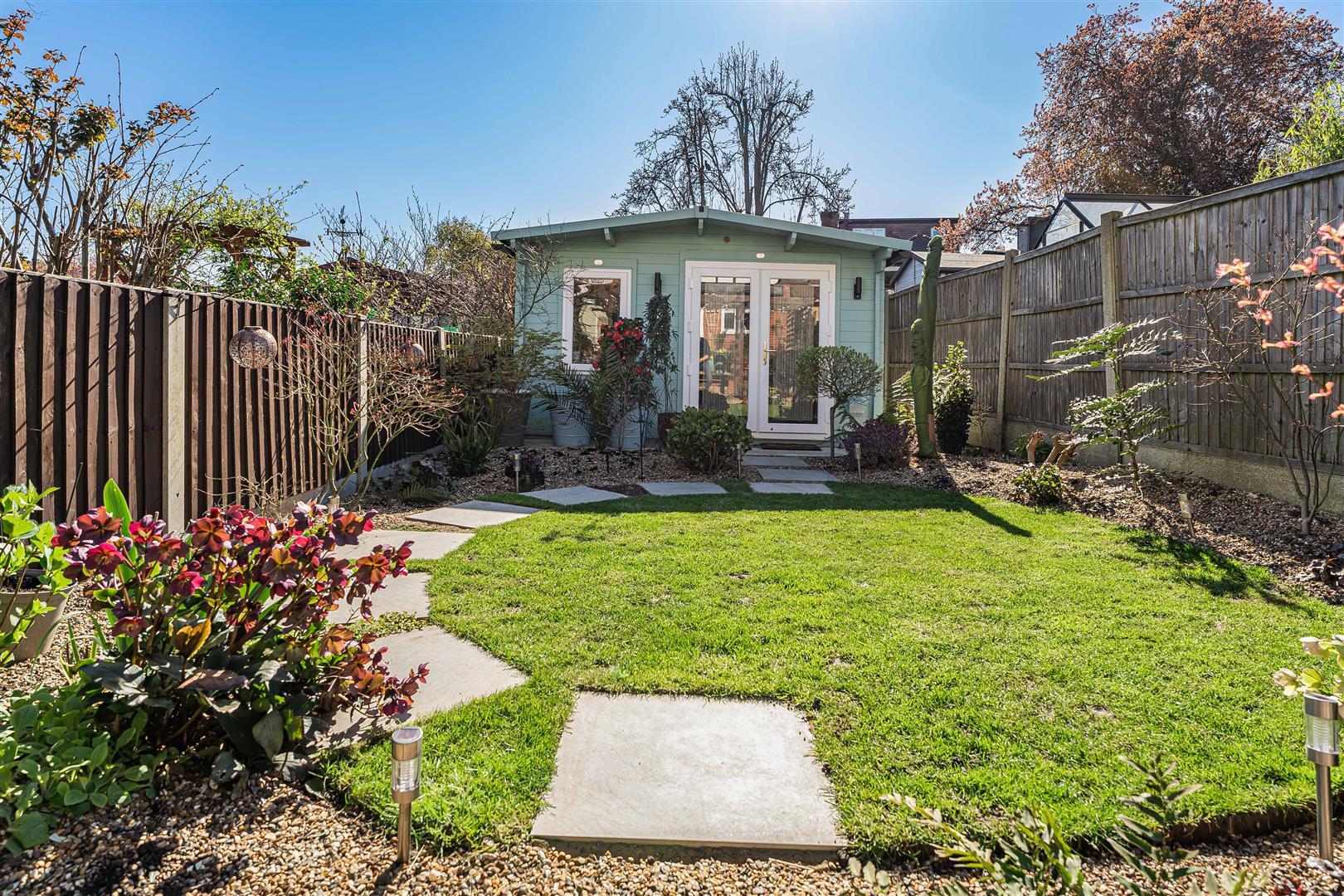 Property Image b0002b5f-9e5a-4d50-8f18-c3cd2f51c177