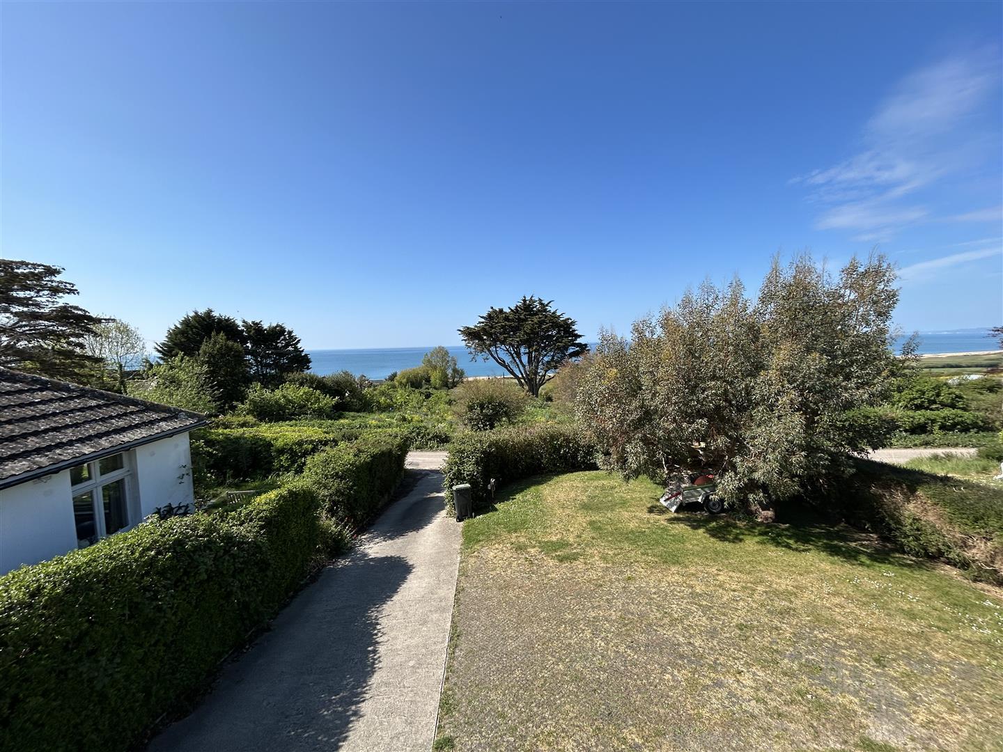 Property Image b0021229-7c0c-47ef-9722-2c1a6eadfefe