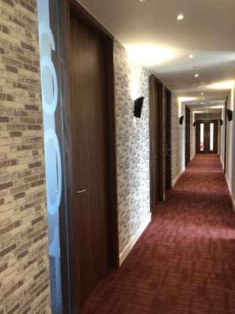 Property Image b00587a4-68f2-4337-b681-98d1e97ea441